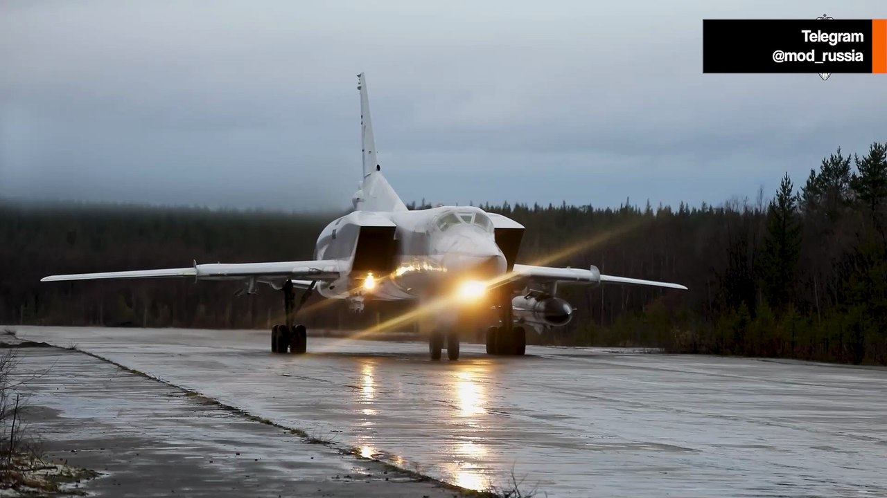 バルト海上空でTu-22M3爆撃機の映像を公開　地域緊張の高まりの中でロシア国防省が発表