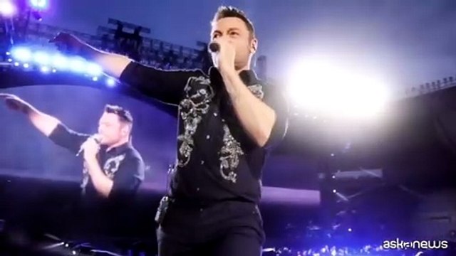 Tiziano Ferro rimette al centro l'essere umano con Sono un grande