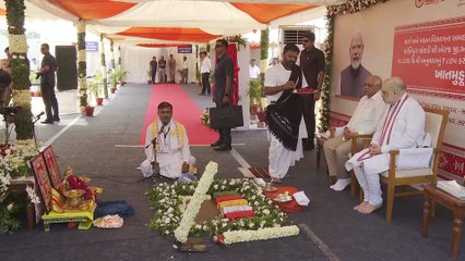 AHMEDABAD SHANTIPURA TO KHORAJ ROAD KHATMUHURT  BY AMITBHAI SHAH & GUJARAT CM