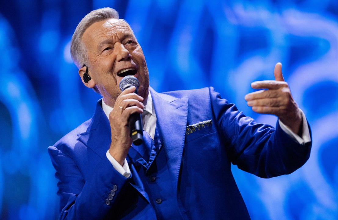 Roland Kaiser findet: In der Liebe geben Frauen den Ton an