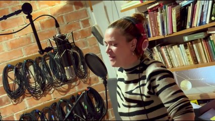 'Lladres de sobretaula': Artistes valencians s’uneixen per la memòria de les víctimes de la DANA en el primer aniversari de la tragèdia