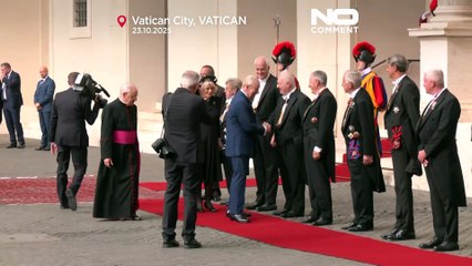 پادشاه و ملکه بریتانیا به همراه پاپ لئو در واتیکان به نیایش پرداختند