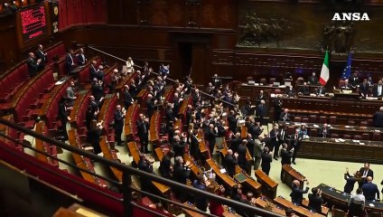 La manovra cambia un po' ma resta la stretta  sugli affitti brevi,  "modifiche in parlamento"