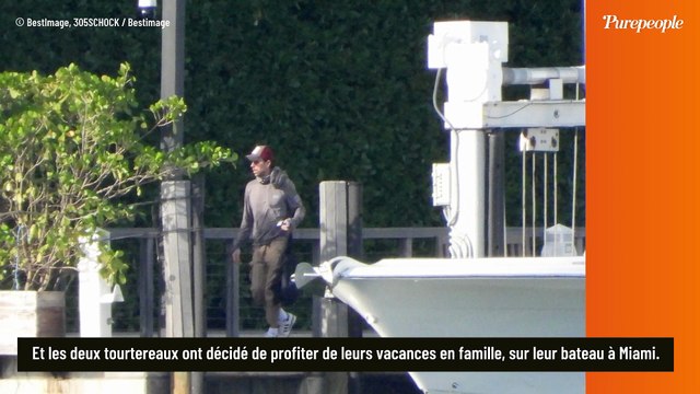 Enrique Iglesias et Anna Kournikova, enceinte et casquette sur la tête, passent du bon temps avec leurs trois enfants