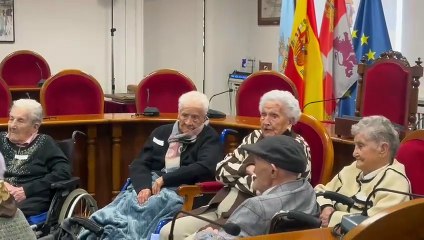 Homenaje a los centenarios en Aranda de Duero
