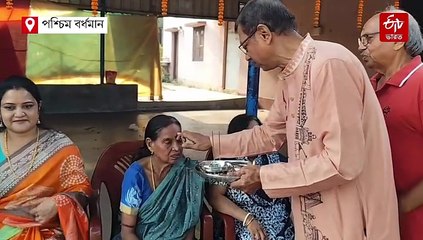 বোনের কপালে দিলাম ফোঁটা, নারী নির্যাতনের বিরুদ্ধে অভিনব প্রতিবাদ দুর্গাপুরে