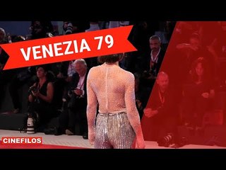 Simona Tabasco sul red carpet di Venezia 79