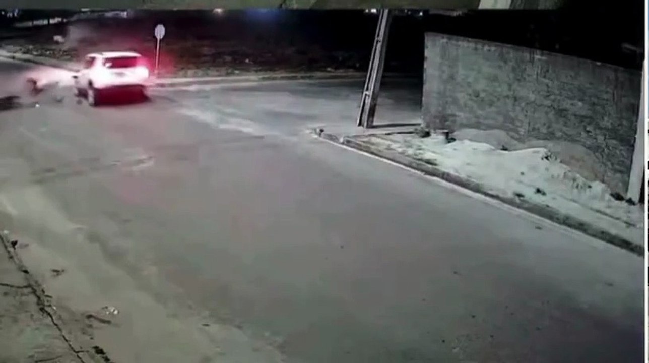 Motociclista fica gravemente ferido em colisão violenta em Penedo