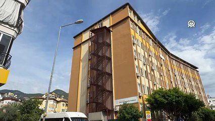 Okulda öğretmene tokat atan veli tutuklandı