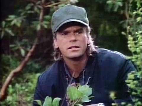 Série TV : MacGyver (1985-1992) sur Antenne 2 Générique de fin Saison 1 à 7