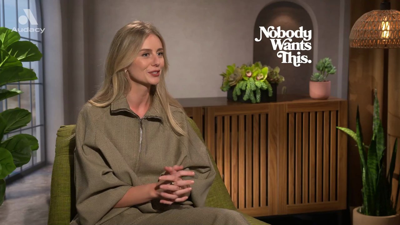 Justine Lupe of 'Nobody Wants This'