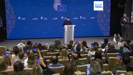 "Mais pressão sobre a Rússia. Esse é o plano", diz Zelenskyy aos líderes da UE em Bruxelas