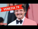 Pedro Pascal sul red carpet di Venezia 79