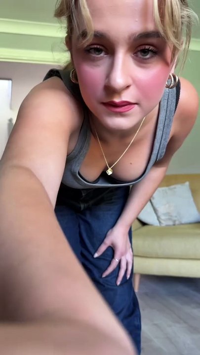 She Told Her Dad That She Was Expecting A Baby