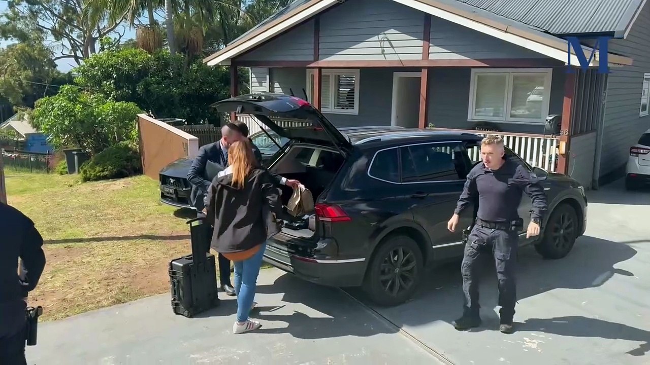 Raptor Squad raiding a home at the bottom of Bulli Pass