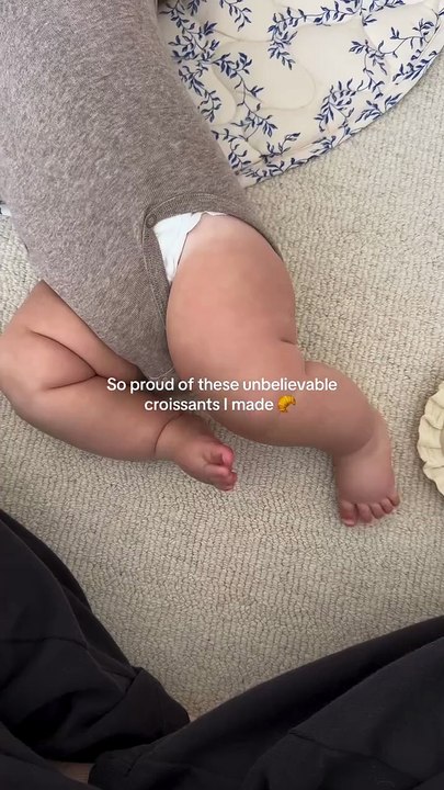 All I want to do is EAT them 🥐