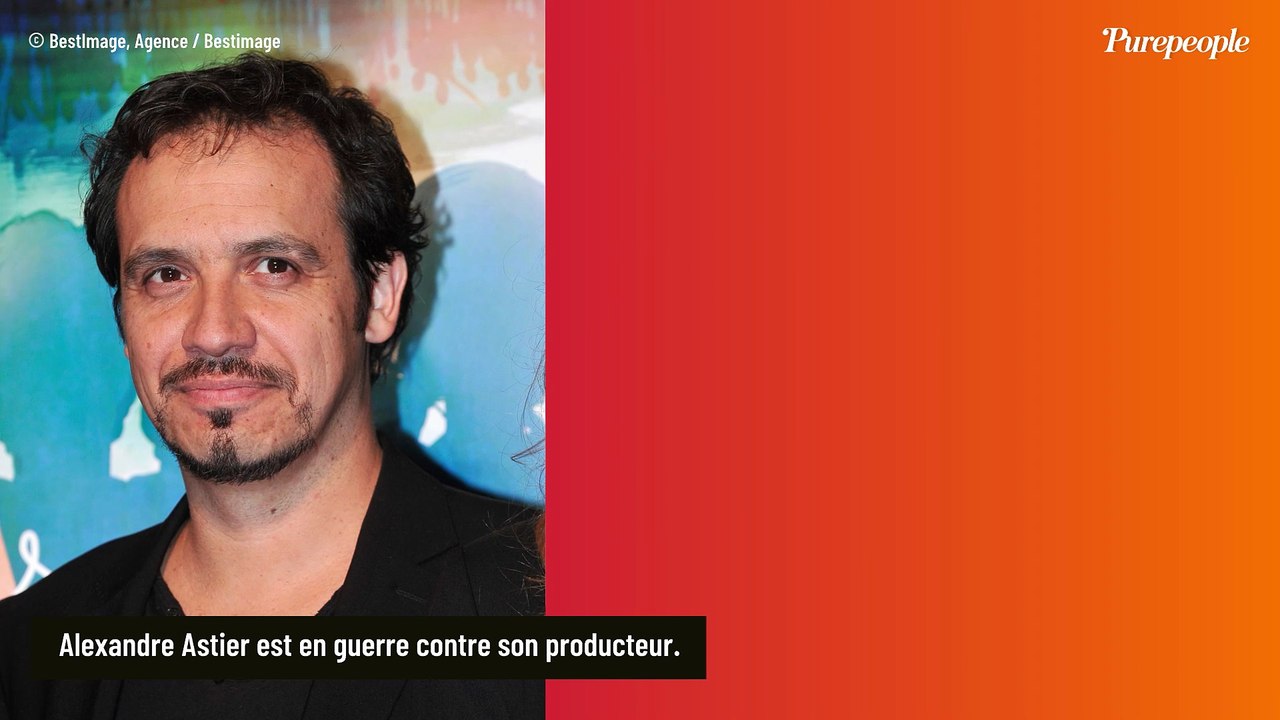 Alexandre Astier (Kaamelott), mène un bras de fer sans merci avec son ancien producteur : un juge a été saisi