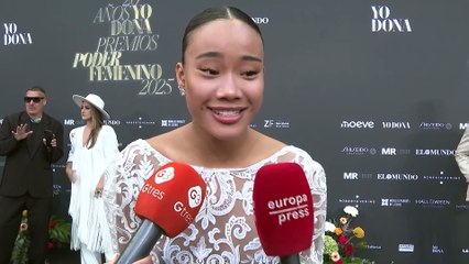 Nona Sobo desliza que está soltera ante los rumores de relación con Marc Bartra