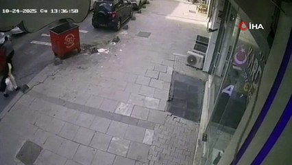 Arnavutköy’de şiddetli rüzgar vatandaşlara zor anlar yaşattı