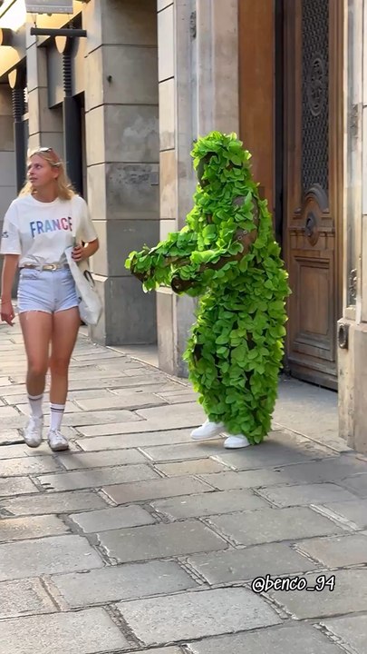 Bushman Prank 🎄🤣