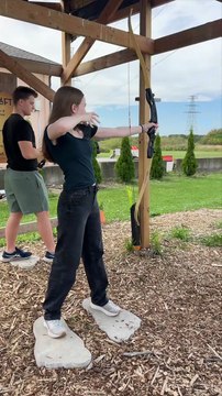 🏹 The forest holds its breath as she draws her recurve…