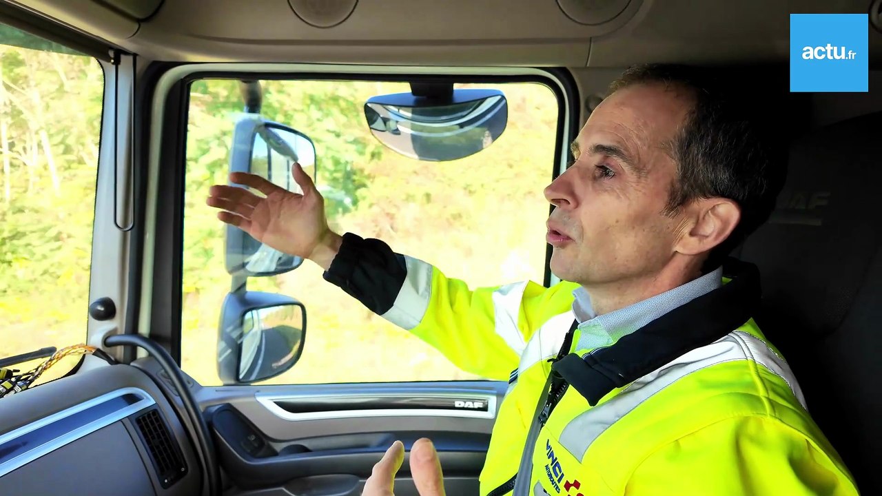 Recharger son véhicule électrique en roulant : une première mondiale réussie avant le péage de Saint-Arnoult