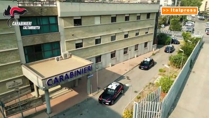 Parroco accoltellato in chiesa a Gela, il video dell'aggressione