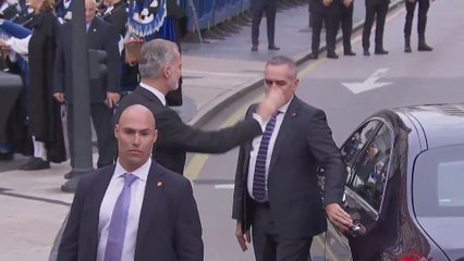 La familia real llega la ceremonia de entrega de los Premios Princesa de Asturias