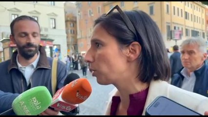 Schlein risponde a Meloni: vuole distogliere attenzione da manovra
