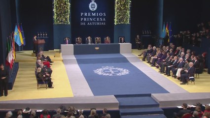 Iturbide reivindica que "el arte fotográfico no conoce fronteras"