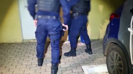 Abordagem da GM no Alto Alegre termina com prisão de mulher que responde por tráfico de drogas