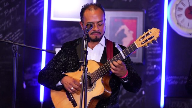 Boleros emblemáticos con Los Principes Del Bolero | El Asalto a la Razón
