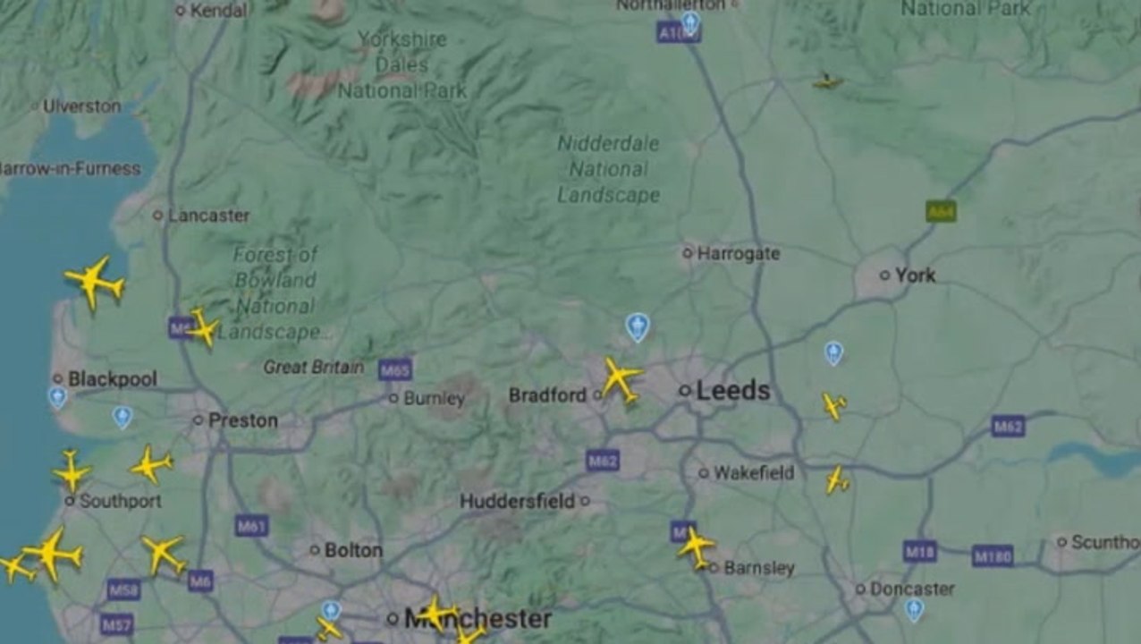 Moment planes forced to stop landing at Leeds Bradford Airport after runway problems