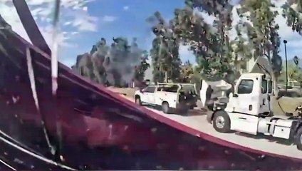 ਕੈਲੀਫੋਰਨੀਆ 'ਚ ਤੇਜ ਰਫ਼ਤਾਰ ਪੰਜਾਬੀ ਟਰੱਕ ਡਰਾਈਵਰ ਨੇ ਕੁਚਲੇ ਲੋਕ, 3 ਦੀ ਮੌ\ਤ  21 ਸਾਲਾ ਜਸ਼ਨਪ੍ਰੀਤ ਸਿੰਘ ਤੇ ਅਮਰੀਕਾ ਚ ਗੈਰ ਕਾਨੂੰਨੀ ਤਰੀਕੇ ਨਾਲ ਰਹਿਣ ਦੇ ਇਲਜ਼ਾਮ