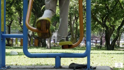 The Best Surfaces for Senior Running (and What to Avoid) 🏃‍♀️  Stay Strong, Run Smart