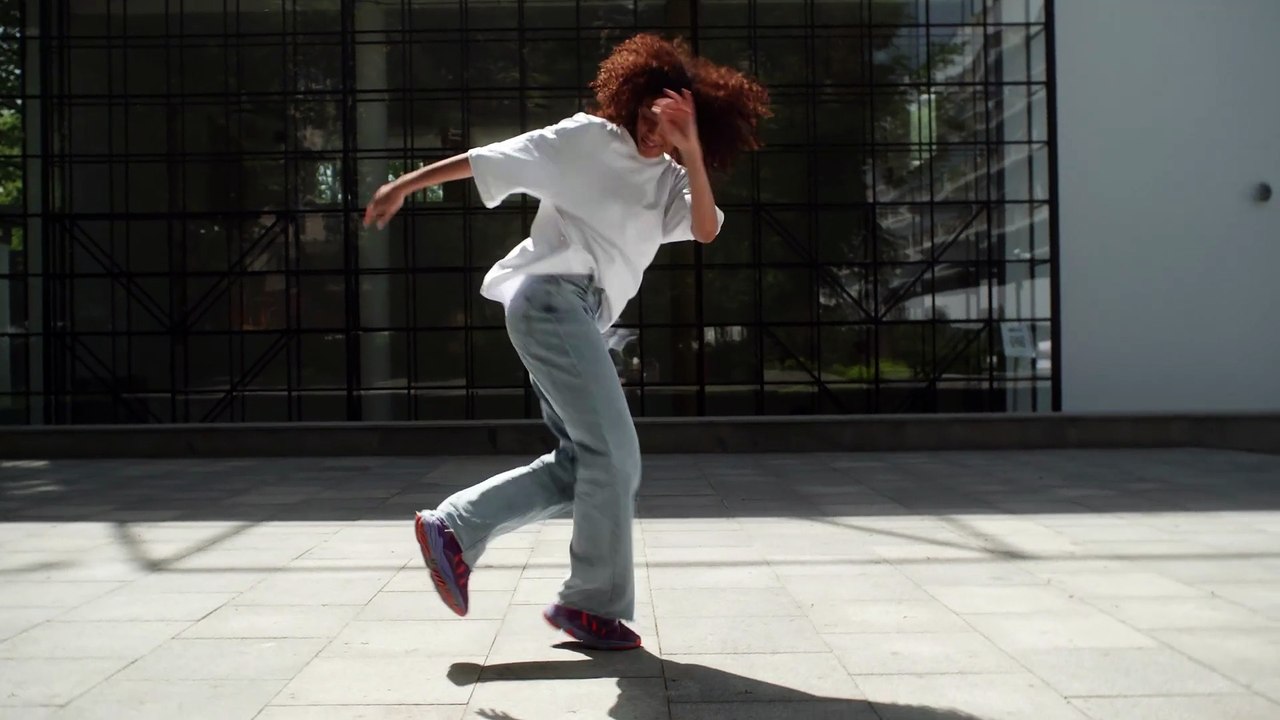 16) Musique. Smokey Eye. Hip-hop et rap. Hummeur. Dramatique. Auteur.  Cheel