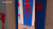 Las juventudes de la CUP atacan la sede del PP en Valencia: 