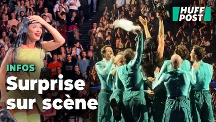 Katy Perry avait quelque chose à fêter lors de son concert à Paris