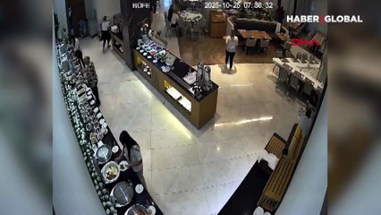 Nefes borusuna zeytin kaçan kadını Heimlich manevrasıyla kurtardı