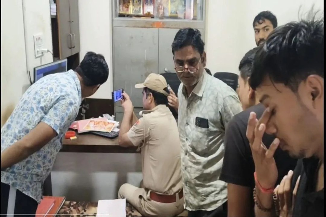 चाकसू मण्डी में एक ही रात में चोरों ने 16 दुकान...