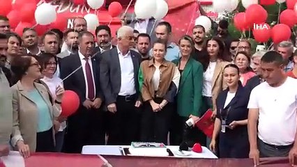 Cezaevinde bulunan eski başkan Muhittin Böcek’e gıyabında doğum günü kutlaması