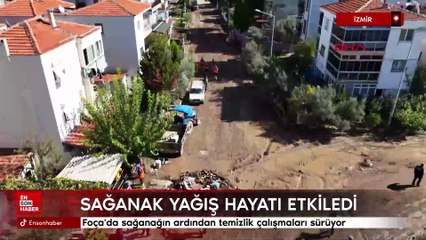 İzmir Foça'da Foça'da sağanağın ardından temizlik çalışmaları sürüyor