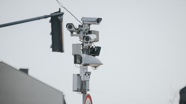 Fotomultas: entre la tecnología vial y la controversia legal en Nuevo León