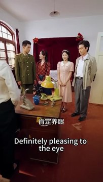 After being reincarnated as a daughter whose parents didn't love her, she used the space system to counterattack and build a career to deal with the extreme relatives. She married a cold-faced officer who didn't want to marry her scumbag sister. After mar