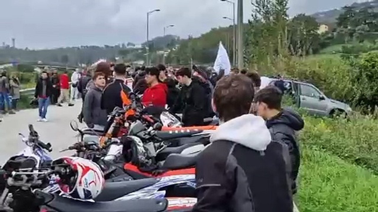 Pistoia, il raduno in moto per ricordare Matteo...