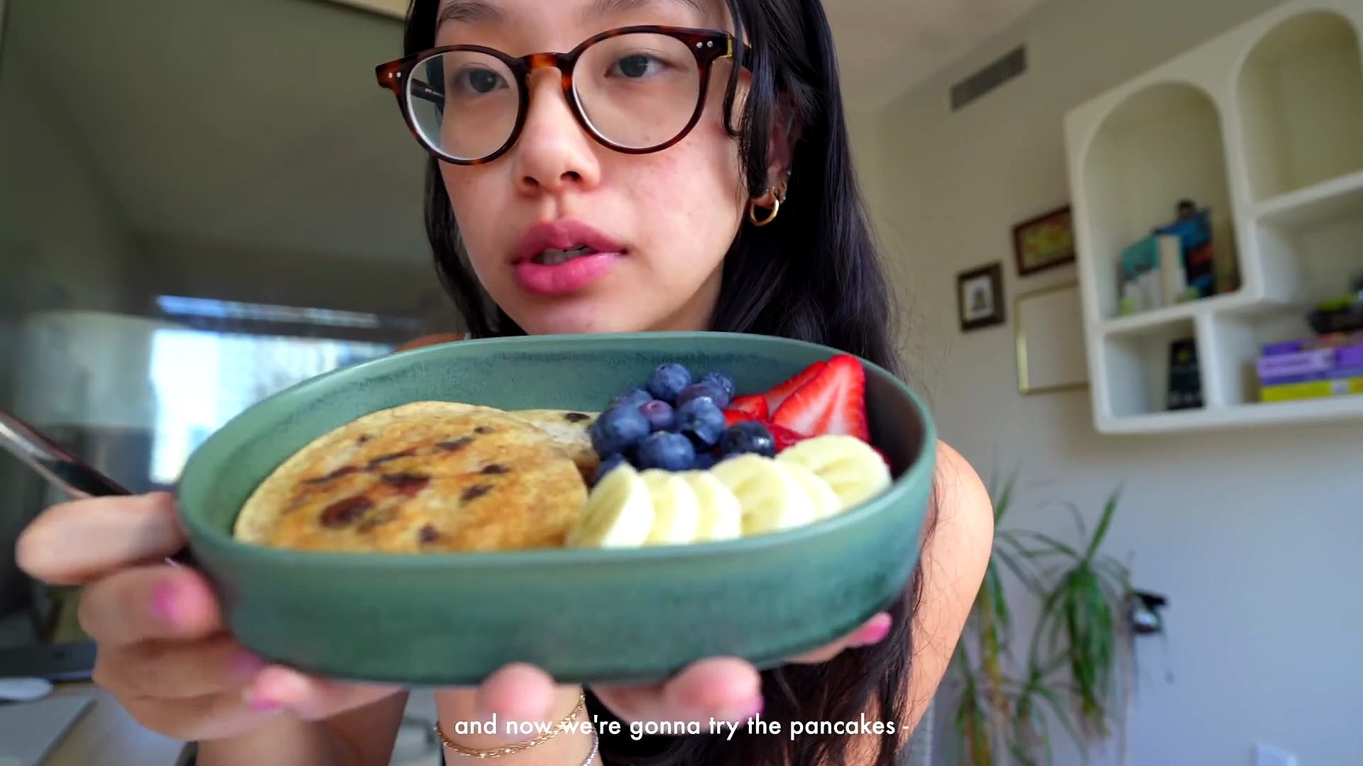 ⁣study vlog _ a VERY productive day in my life_ what i eat, M4 macbook, pharmacy update _ daily life