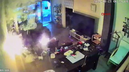 Kameralar saniye saniye kaydetti! Siz siz olun şarjda unutmayın zarar 400 bin TL