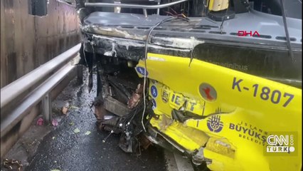 Kadıköy'de Alkollü İETT otobüsü şoförü kaza yaptı