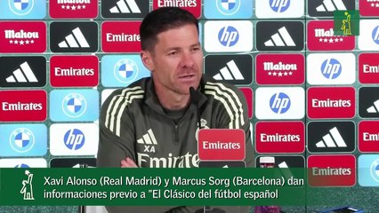 Xavi Alonso (Real Madrid) y Marcus Sorg (Barcelona) dan informaciones previo a "El Clásico del fútbol español