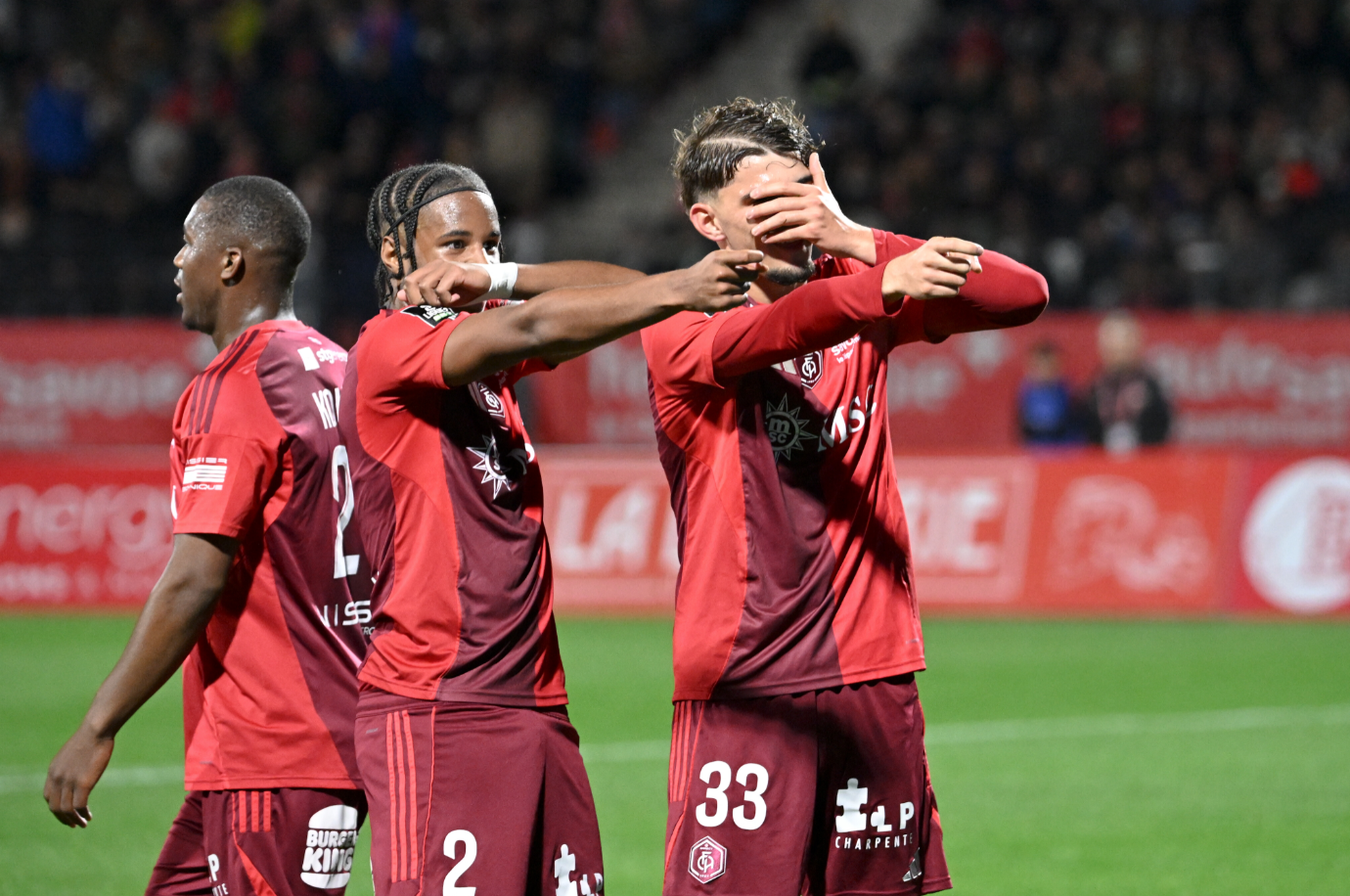 Ligue 2 : Annecy met KO Saint-Etienne !